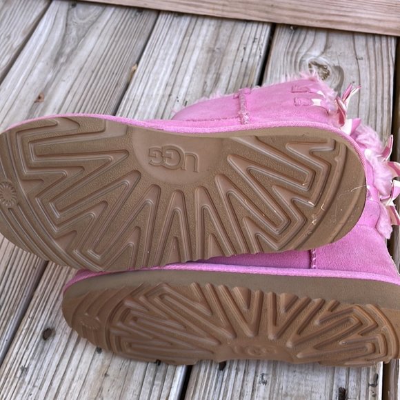 UGG Bailey PInk Bow Striped Boots Size 3 - Picture 12 of 14